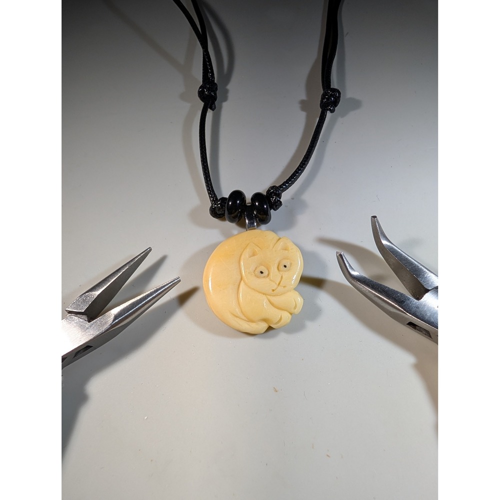 Hand Carved Bone Cat Pendant Necklace Adjustable Black Cord Feline Jewelry‎